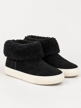 UGG Lynus Black Suede Shearling Cuff Sneaker Boots Women’s Size 8 1123692